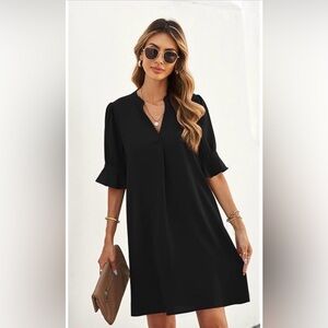 Chic Black V-Neck Shift Dress
